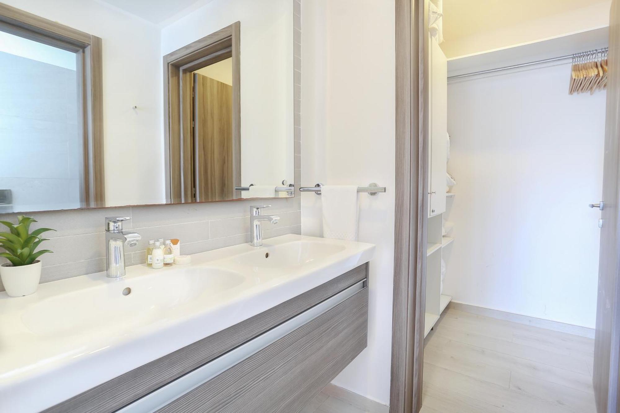 Destination Jelly / Playa Coral Condo Punta Cana Exterior photo